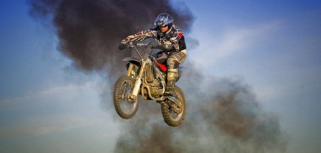 How to Do a Burnout on a Dirt Bike