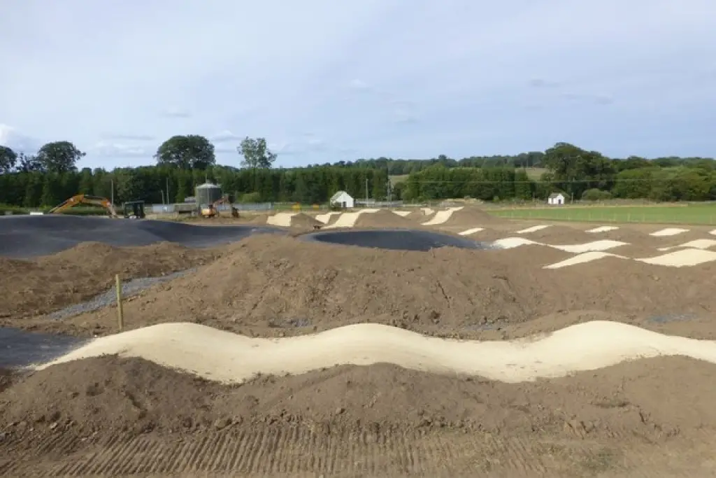 How to Draw a Dirt Bike Track Dirt Bike Moto