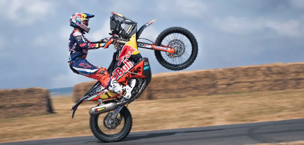 How to Do a Wheelie on a Dirt Bike Without a Clutch