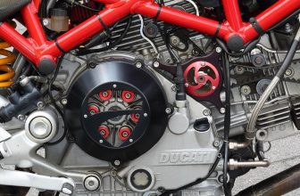 how does a clutch work on a dirt bike