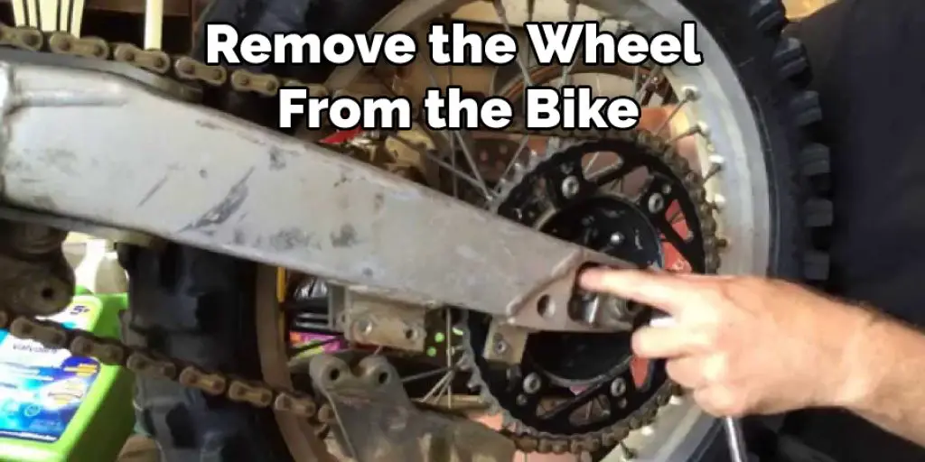 Remove the Wheel From the Bike